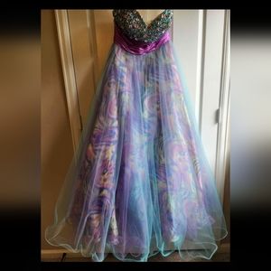 Prom/formal dress